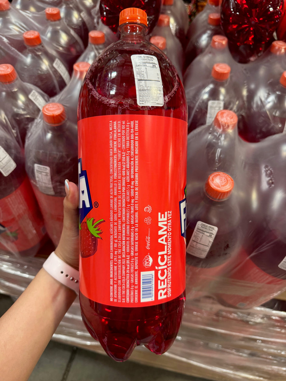 Mexican Fanta 3L Fresa Soda